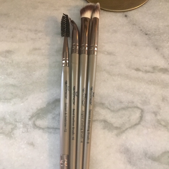 12 Piece Rose Gold Eyeshadow Makeup Brush Set - Picture 7 of 8